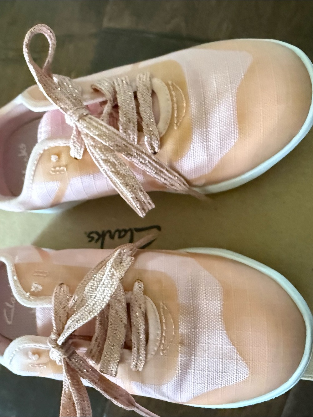 Clarks Kids Rose Gold Glitter Lace-Up Sneakers